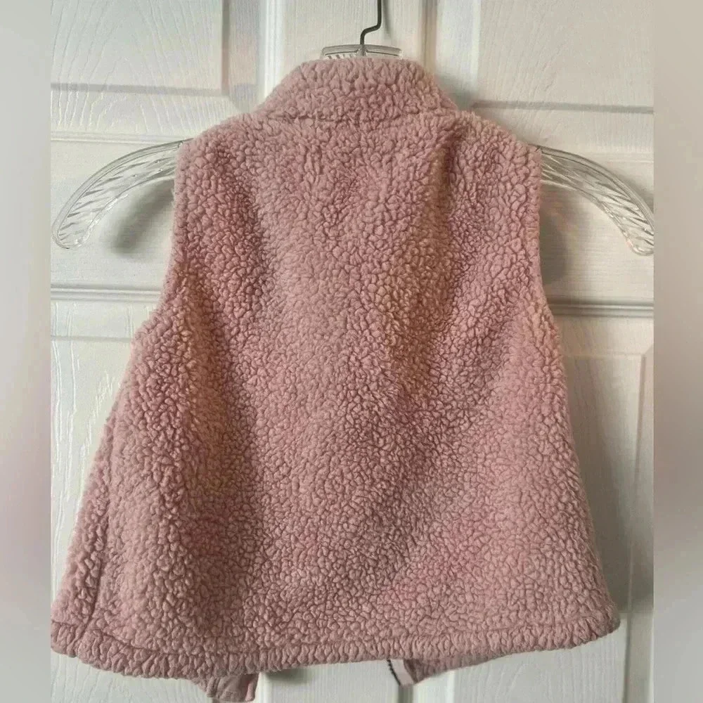 Old Navy Toddler Sherpa Fleece Zip Vest. Size 4T